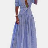 Camisa de Cuello Alto a Rayas Ippolita y Falda de Traje Plisada