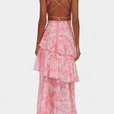 Vestido Domenica de Chiffon con Escote en V y Capas Fluidas