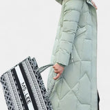 Abrigo de Invierno Maisha con Capucha