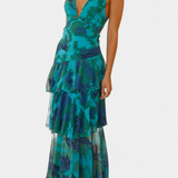 Vestido Domenica de Chiffon con Escote en V y Capas Fluidas