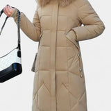 Abrigo de Invierno Maisha con Capucha
