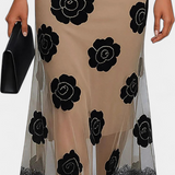 Vestido Midi Halsey con Elegancia Contrastante