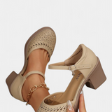 Botas de tobillo de cuero sintético para mujer Cirila con hebilla decorativa