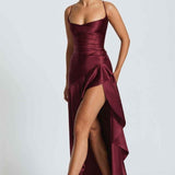 Maxivestido con volante en el dobladillo