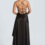 Maxivestido con volante en el dobladillo