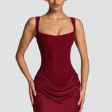 Vestido largo ajustado de mujer con espalda descubierta