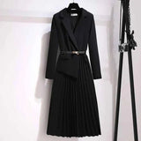 Vestido midi con blazer entallado y plisados