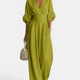 Ulrike | Mono elegante con escote en V y silueta entallada
